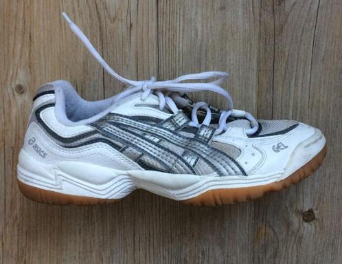 Indoor Zaal schoenen Asics gel ZGAN mt 38 valt als 37 12,50, Kleding | Heren, Schoenen, Zo goed als nieuw, Sportschoenen, Ophalen of Verzenden