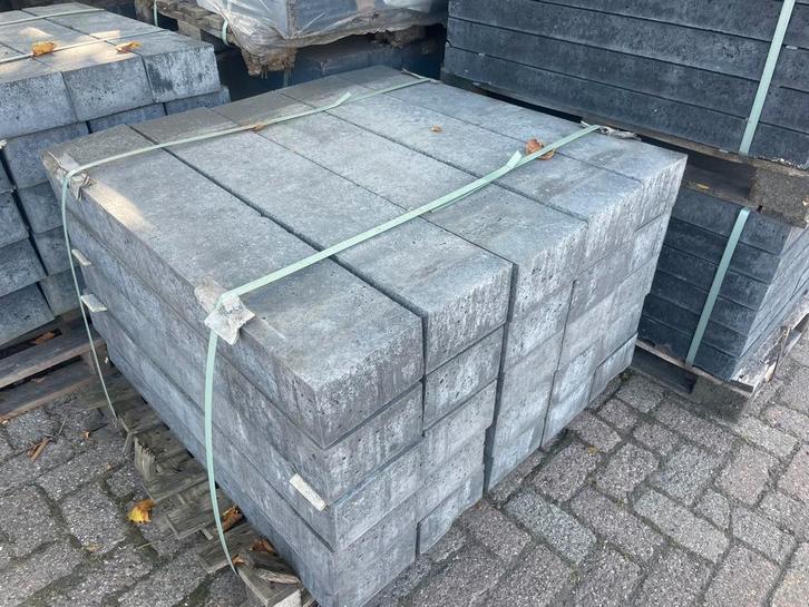 Oud Hollandse stapelblokken 100x20x12cm Antraciet RESTPARTIJ, Tuin en Terras, Tegels en Klinkers, Nieuw, Overige typen, Beton