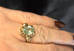 Gouden antieke ring edelsteen licht groene saffier. 2026/77, Ophalen of Verzenden, Goud, Ring, Met edelsteen