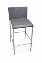 2x originele lederen Thonet barkruk grijs, Huis en Inrichting, Barkrukken, 2 krukken, Ophalen of Verzenden, 60 tot 90 cm