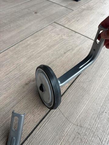 Nieuwe Zijwieltjes - Nooit Gebruikt! beschikbaar voor biedingen