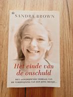 Biografie: Sandra Brown - Het einde van de onschuld, Ophalen of Verzenden, Gelezen, Sandra Brown