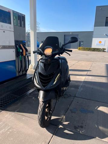 Piaggio zip 4t 2013 beschikbaar voor biedingen