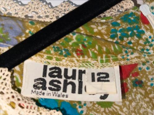 Laura Ashley vintage jurk size 12, Kleding | Dames, Jurken, Zo goed als nieuw, Onder de knie, Ophalen