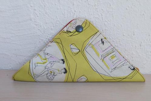 Vintage hoesje met fruitschil mesje, jaren '60, Verzamelen, Retro, Huis en Inrichting, Ophalen of Verzenden