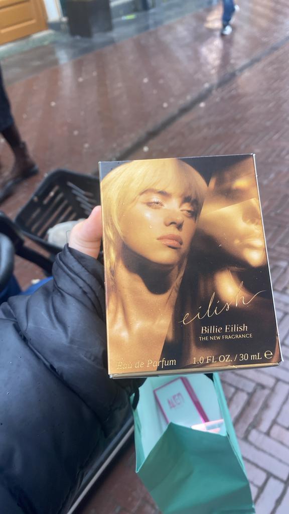 Billie Eilish Parfum - Nieuwstaat!, Sieraden, Tassen en Uiterlijk, Uiterlijk | Parfum, Ophalen of Verzenden, Zo goed als nieuw