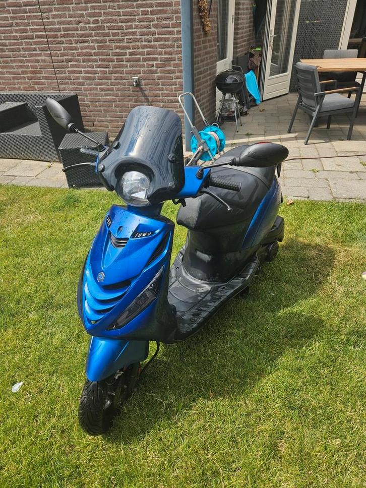 Piaggio Zip 50cc 4T 3V iGet, bj 2019, Fietsen en Brommers, Scooters | Piaggio, Gebruikt, Zip, Maximaal 45 km/u, Benzine, Ophalen