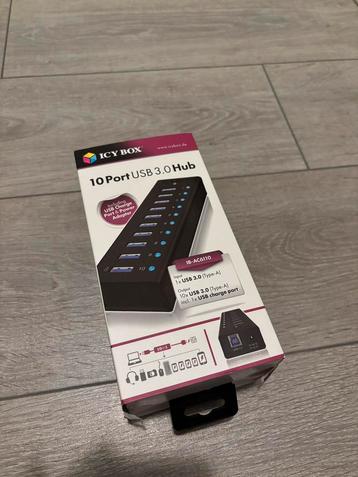 Icy Box USB hub 10 ports / poorten, als nieuw beschikbaar voor biedingen