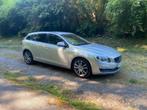 Volvo v60 D2 86000 km   Jarr. 2017, Stof, 4 cilinders, Particulier, Zilver of Grijs