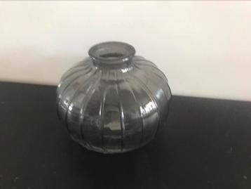 Vaas zwart glas 