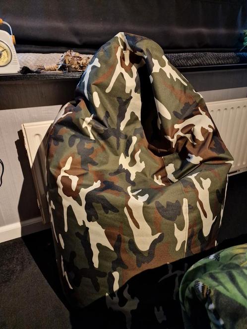 Grote zitzak camouflage Bomba, Huis en Inrichting, Zitzakken, Nieuw, Zitzak, Overige kleuren, Ophalen