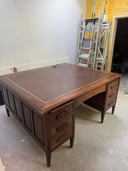 Klooster bureau, Huis en Inrichting, Bureaus, Ophalen of Verzenden