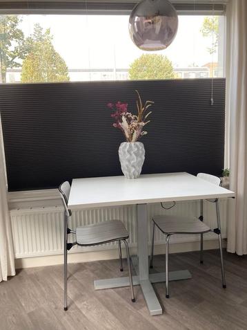 Elektrisch zit-sta bureau wit tafelblad 100 x 80 cm zilver