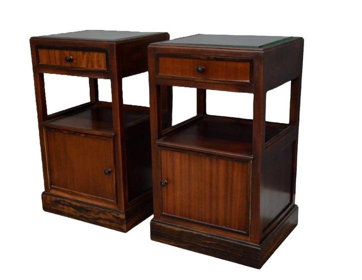 Set van 2 mahonie nachtkastjes met glasplaat, Antiek en Kunst, Antiek | Overige Antiek, Ophalen of Verzenden