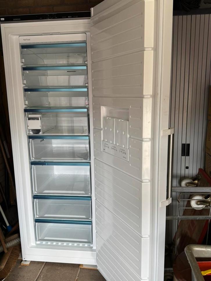 Siemens Diepvrieskast - 366 Liter, Witgoed en Apparatuur, Vriezers en Diepvrieskisten, Gebruikt, Vrijstaand, Vrieskast, 160 cm of meer