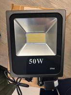 Nieuw en ongebruikt: LED Schijnwerper met bewegingssensor, Ophalen, Bewegingssensor, Nieuw, Netvoeding