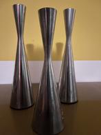 ERIKA PEKKARI. —  GÖTA/ GÖTTA. . —  KANDELAARS., Huis en Inrichting, Ophalen of Verzenden, Zo goed als nieuw, Metaal, Minder dan 25 cm