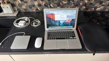 Apple MacBook Air 13” 128gb beschikbaar voor biedingen