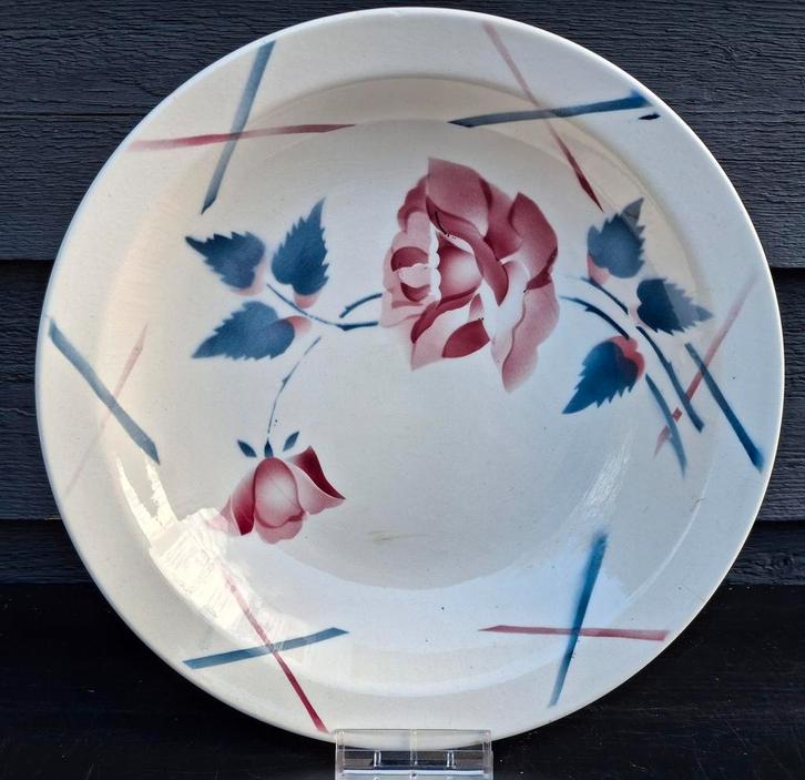 Mooi grote Franse schaal Longchamp met rozen 27 cm doorsnee., Antiek en Kunst, Antiek | Servies los, Ophalen of Verzenden