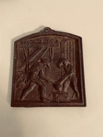 Vintage tableau van gietijzer. Etna.  beschikbaar voor biedingen