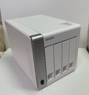 QNAP TS-431 ruimte voor 4 schijven beschikbaar voor biedingen