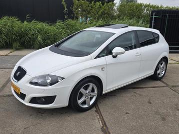 Seat Leon 1.2 TSI 77KW 2010 Wit / APK / Dakje / Airco / Stoe beschikbaar voor biedingen