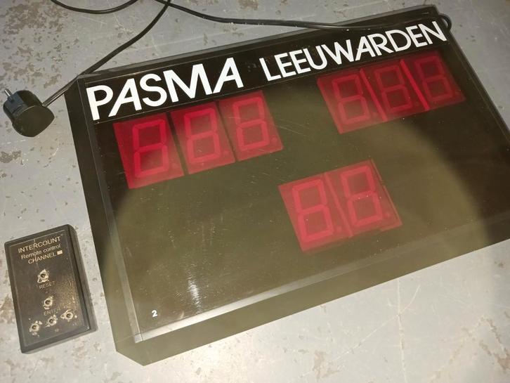 Gebruikt biljart scorebord intercount met kuren, Sport en Fitness, Biljarten en Poolen, Gebruikt, Overige typen, Ophalen of Verzenden
