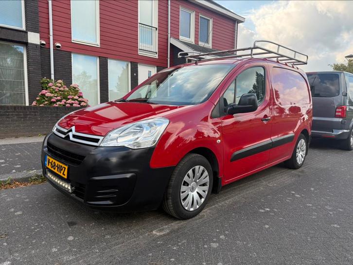 Citroën Berlingo GB 1.6 E-hdi 90pk 2015 Rood, Auto's, Bestelauto's, Particulier, Citroën, Diesel, Automaat, Geïmporteerd, Rood