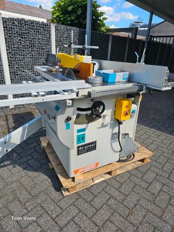 Combinatie machine 5 voudig Merk Casadei  beschikbaar voor biedingen
