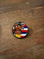 Efteling pin Carnaval festival Hawaï, Ophalen of Verzenden, Zo goed als nieuw, Button of Speldje