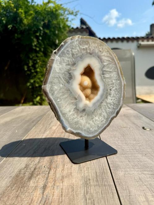 Agaat op standaard #7, Verzamelen, Mineralen en Fossielen, Mineraal, Ophalen of Verzenden