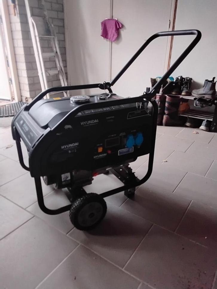 Stroomaggregaat, Doe-het-zelf en Verbouw, Aggregaten, Nieuw, Benzine, Minder dan 5 kVA, Ophalen