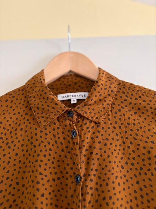 Harper&Yve blouse bruin met zwarte stippen M (S) nieuw, Kleding | Dames, Blouses en Tunieken, Nieuw, Maat 36 (S), Bruin, Verzenden