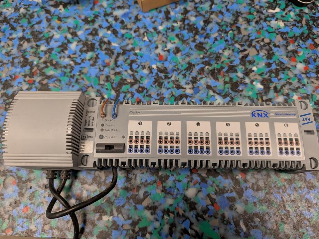 Hager TX206H KNX Voeding en Interface, Gebruikt, Ophalen of Verzenden, Compleet systeem, Overige soorten
