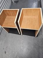 2 strakke bamboe stoelen / bijtafels, Ophalen, Twee, Wit, Hout