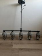 Mooie industriële plafondlamp - zwart staal & betonlook, Ophalen, Zo goed als nieuw, Minder dan 50 cm