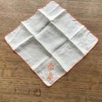 Zakdoekje met monogram Bernhard en Juliana, Ophalen of Verzenden, Zo goed als nieuw, Nederland, Overige typen