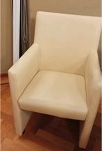 Elegante Crème Kleurige Armstoel 4 stuks, Ophalen, Minder dan 75 cm, Leer, Zo goed als nieuw