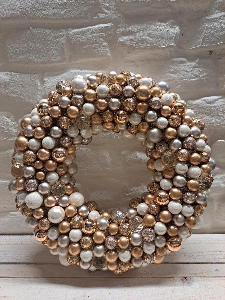Kerstkrans - 33 cm, Huis en Inrichting, Woonaccessoires | Kransen, Zo goed als nieuw, Verzenden