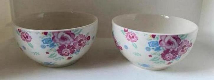 2 Gebloemde schaaltjes van Natuurlijk Yvon Gewoon Leuk., Huis en Inrichting, Keuken | Servies, Zo goed als nieuw, Kom(men), Overige stijlen