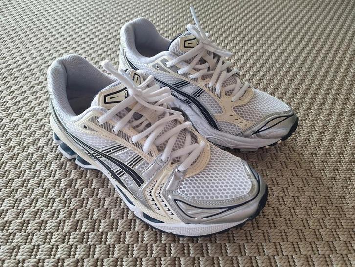 Asics Gel Kayano 14 white midnight 39,5 (vals als 38 - 38,5), Kleding | Dames, Schoenen, Zo goed als nieuw, Sneakers of Gympen