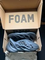Yeezy Foam Rnr Onyx US8/EU42, Kleding | Heren, Schoenen, Ophalen of Verzenden, Zo goed als nieuw, Zwart