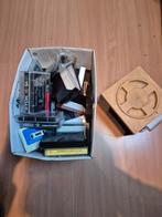 Diverse soorten cassettebandjes met houder., Ophalen of Verzenden, Gebruikt, Overige genres, 2 t/m 25 bandjes