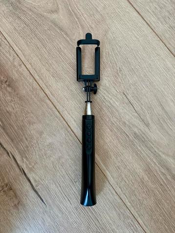 Bluetooth uitschuifbare selfie stick with zoom beschikbaar voor biedingen
