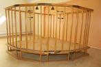 Te koop:  Unieke driehoekige vintage box, Kinderen en Baby's, Boxen, Ophalen, Gebruikt, Driehoekig