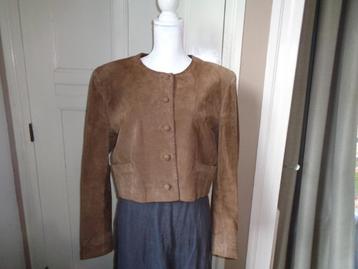 Bijenkorf suede jasje:mt 40 beschikbaar voor biedingen