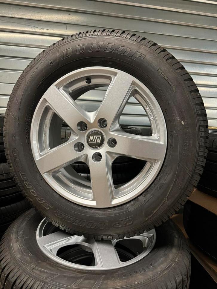 16” winterset 5x114,3 met 215/65R16 Duster CX30 Juke, Auto-onderdelen, Banden en Velgen, Banden en Velgen, Winterbanden, 16 inch