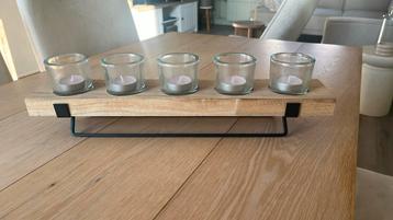 Houten tray wachinelichtjes beschikbaar voor biedingen
