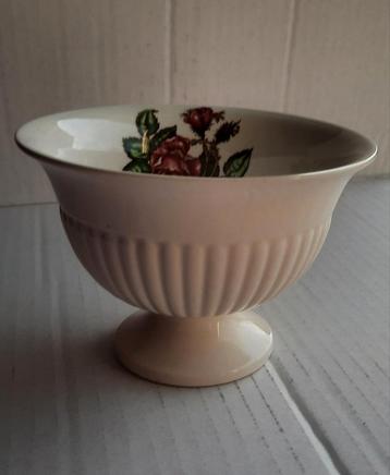 Wedgwood Moss Rose Schaaltje beschikbaar voor biedingen