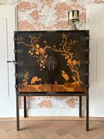 Chinese Japanse kast, Ophalen